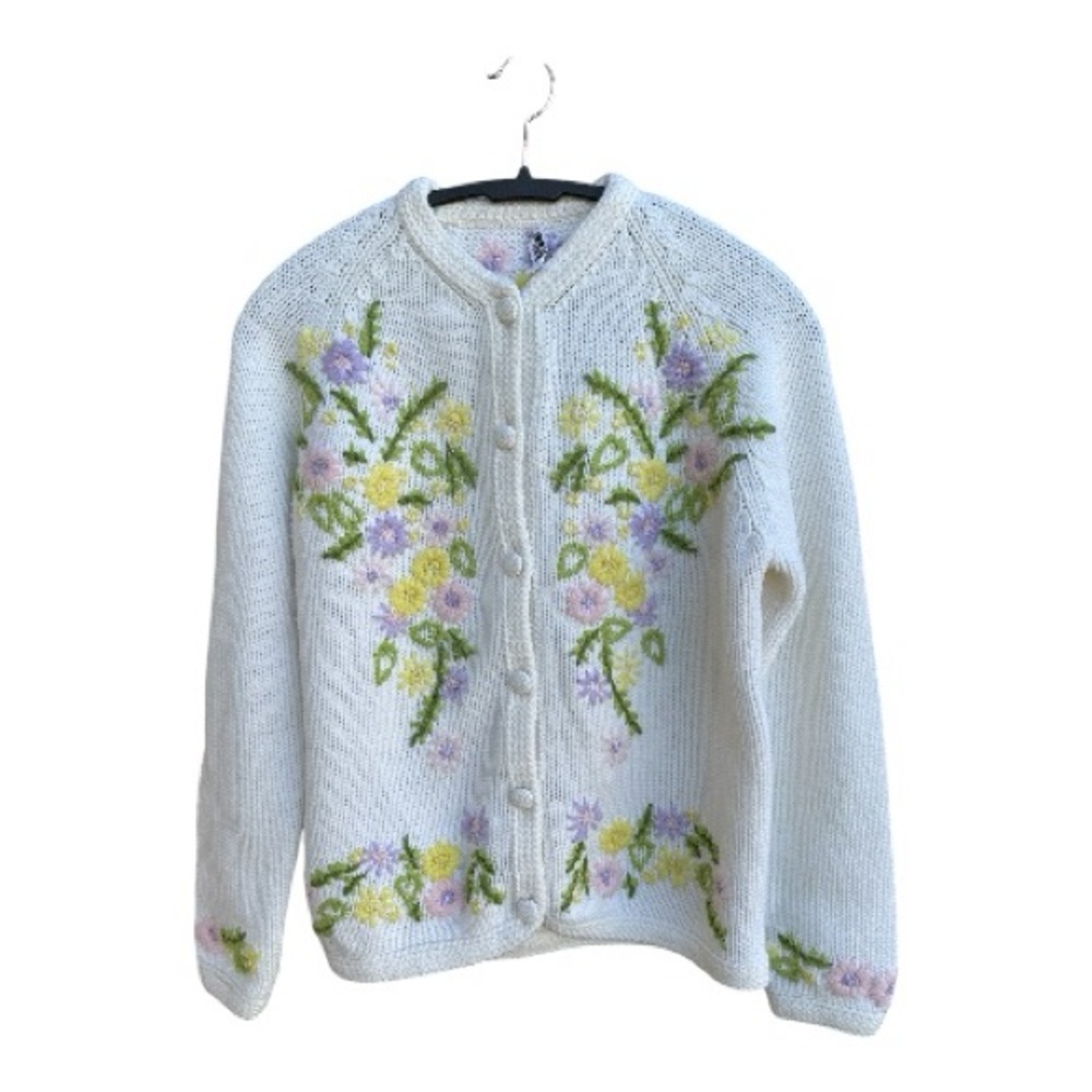 Vintage White Floral Embroidered Knit Cardigan Cottagecore Sweater M - Picture 4 of 10